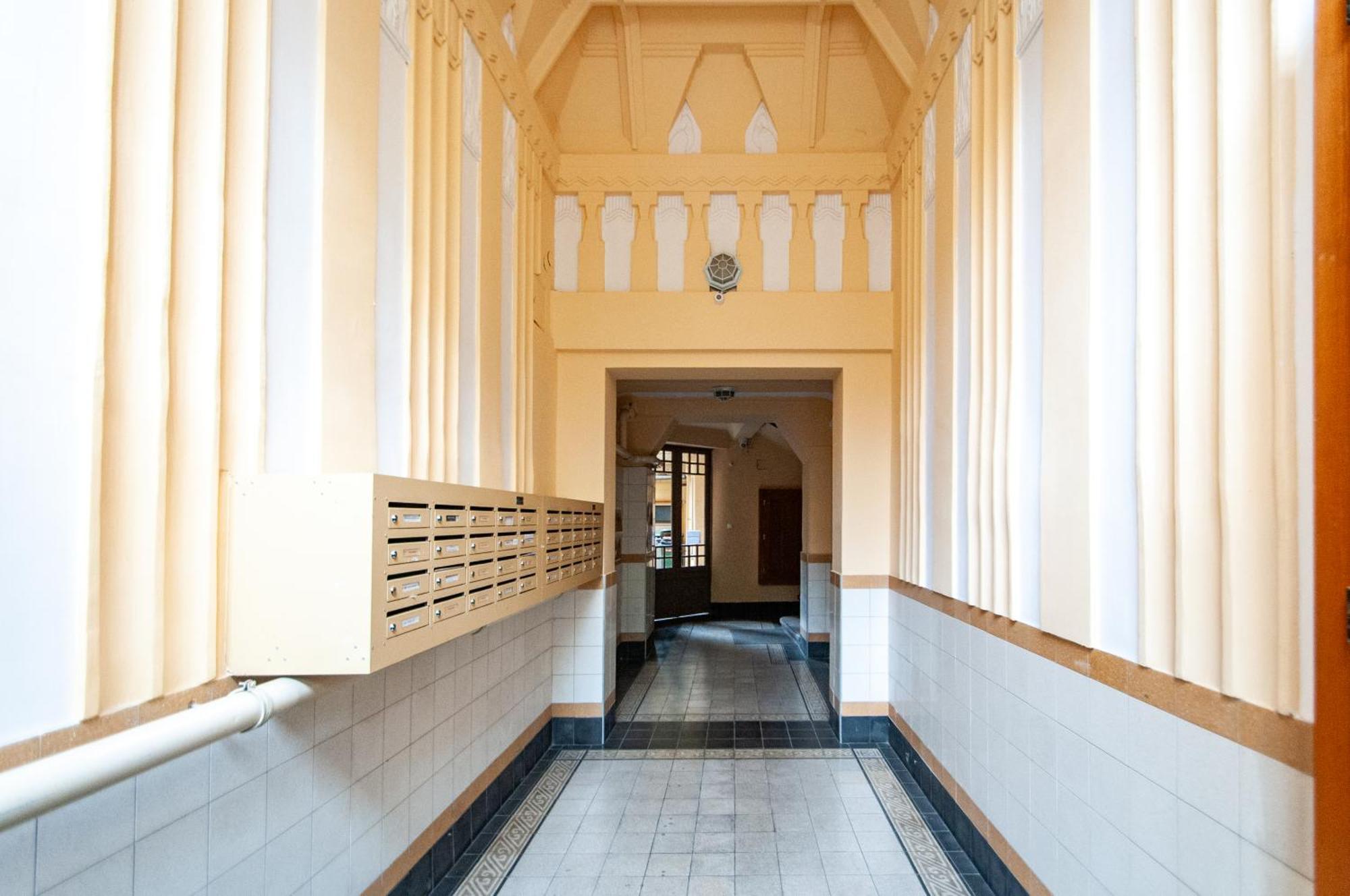 Spacious Family Suite Along River Side, In The Heart Of Buda Boedapest Buitenkant foto