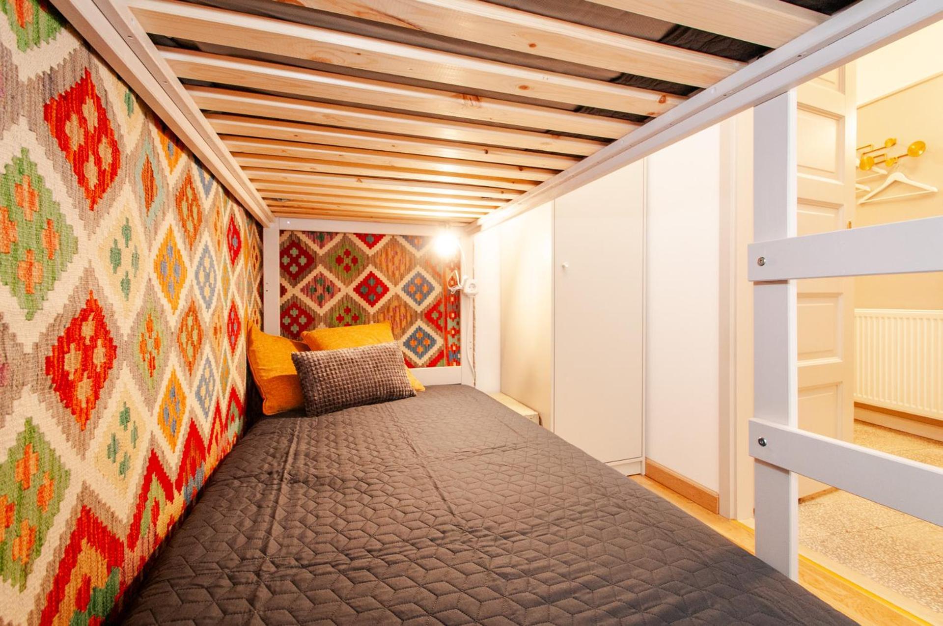 Spacious Family Suite Along River Side, In The Heart Of Buda Boedapest Buitenkant foto